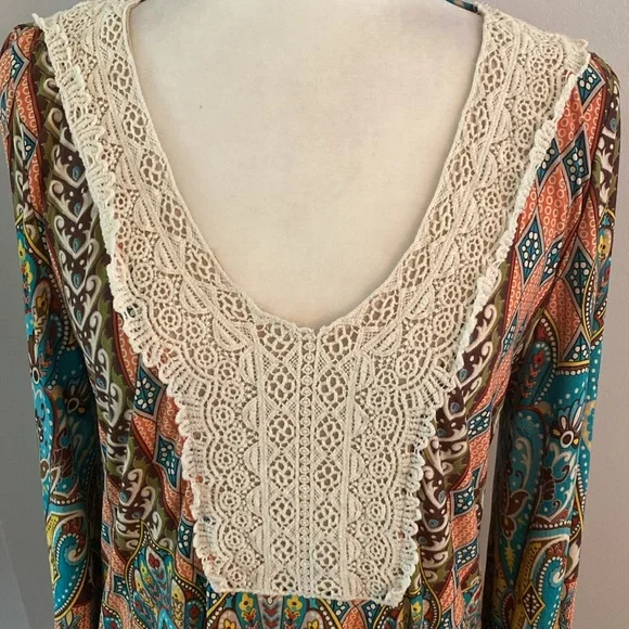 Tunic top medium funky 70’s flare - Picture 2 of 10